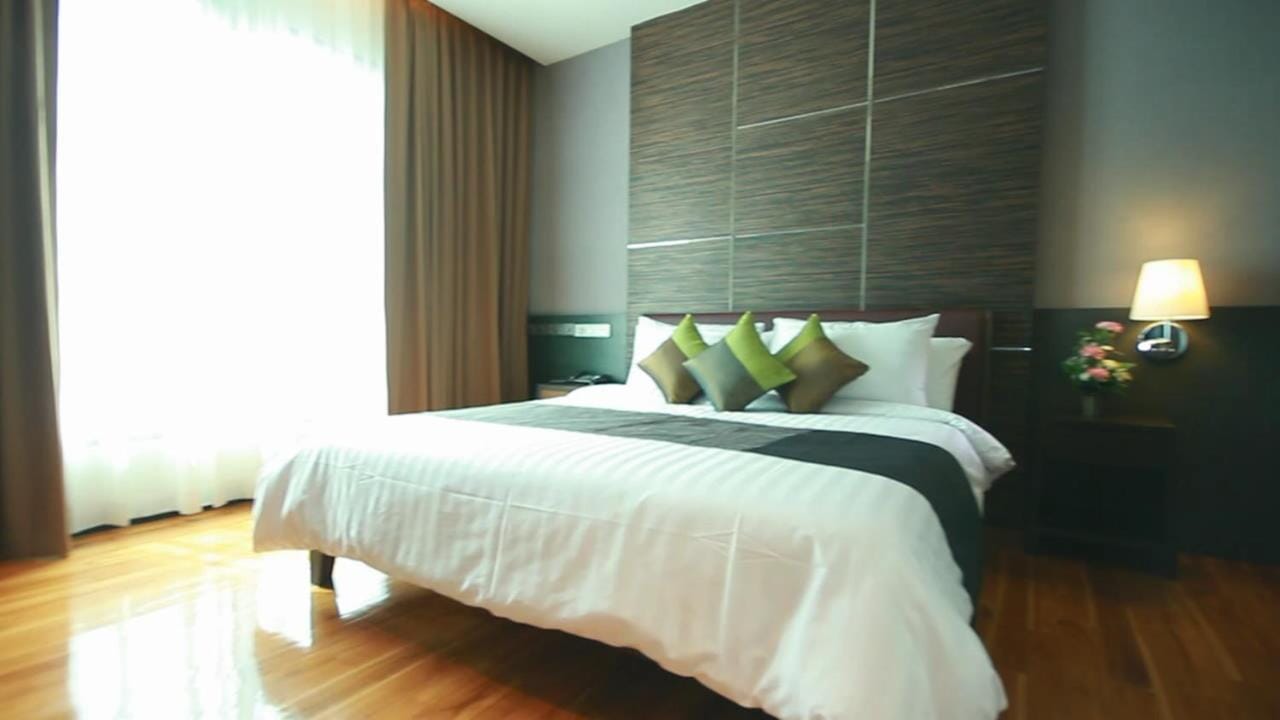 The vertical suite Bangkok (10)