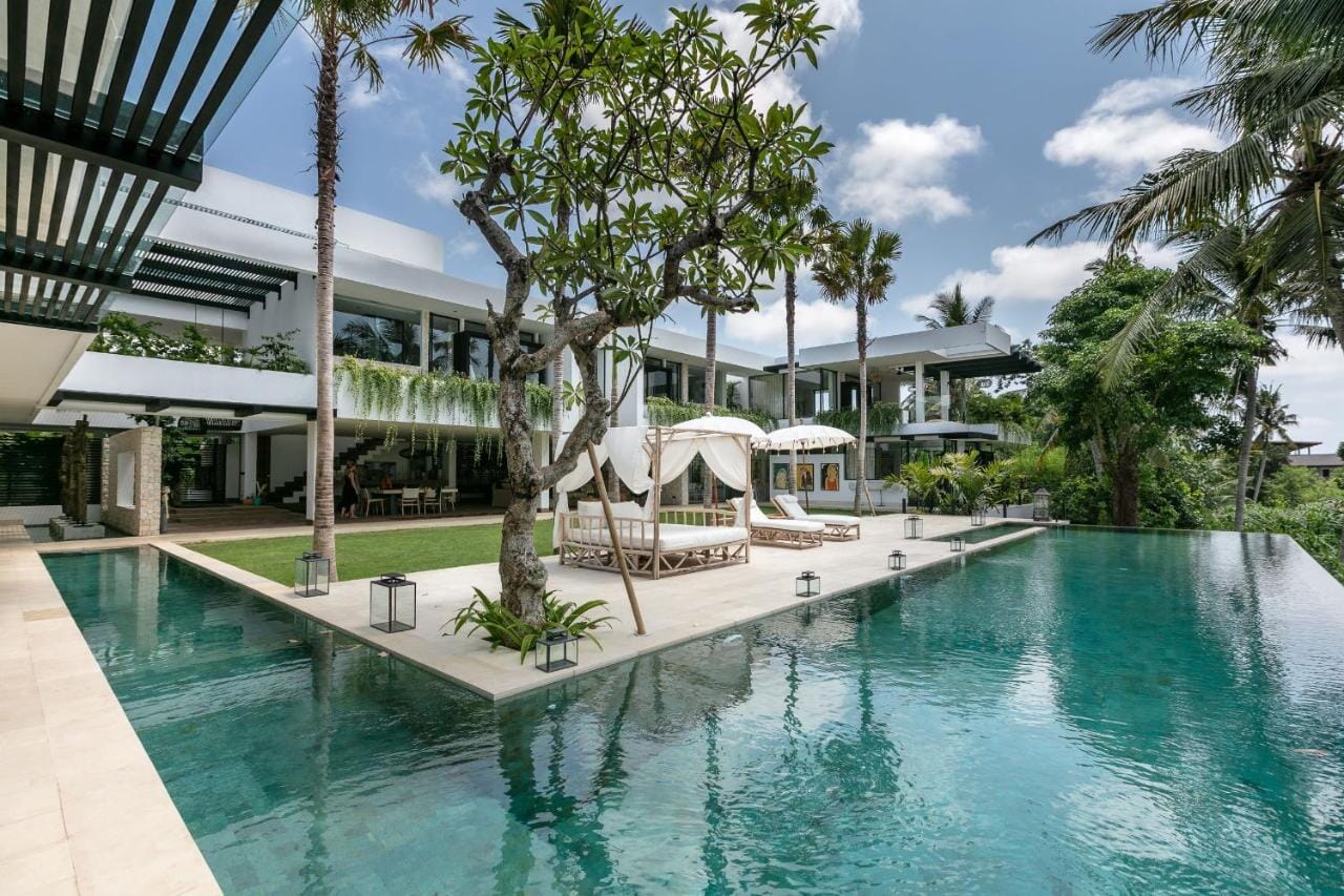 Villa Sapta Bayu