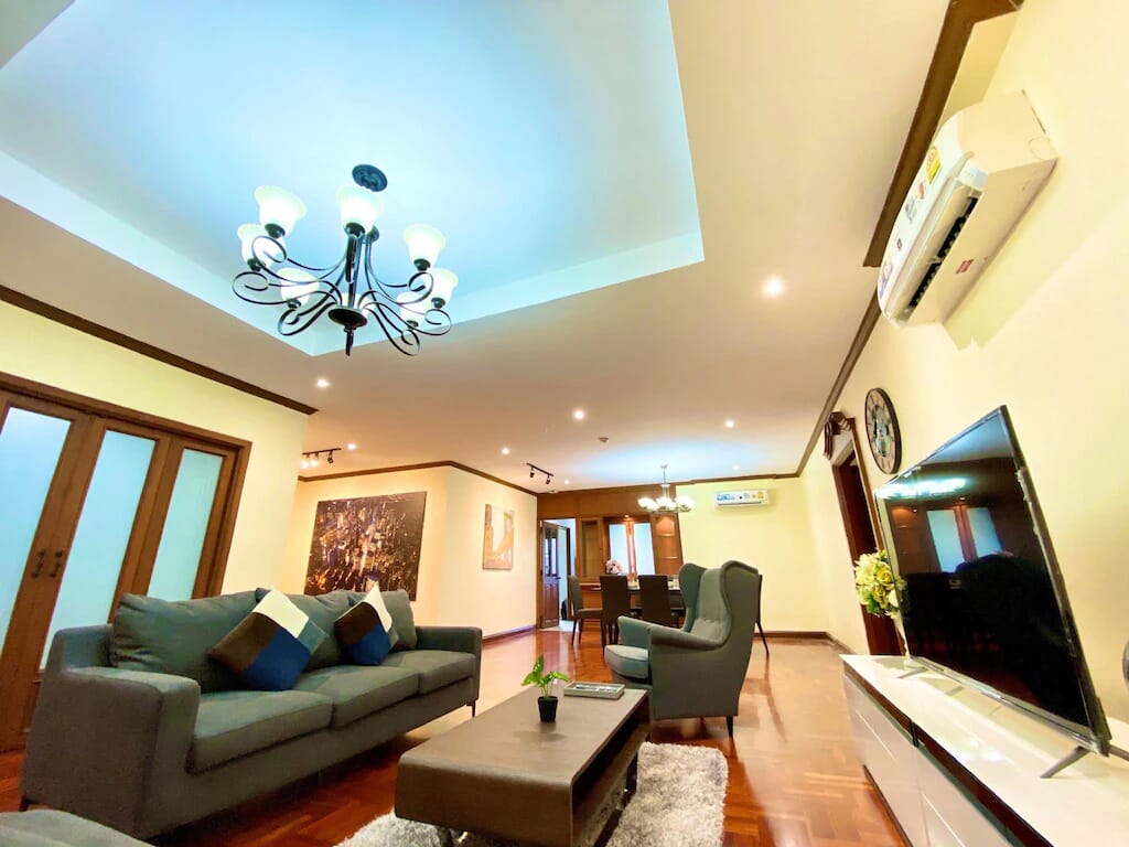 NT Place Sukhumvit Suites