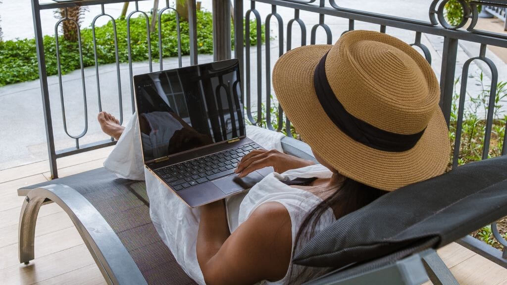 How to Make Money as a Digital Nomad